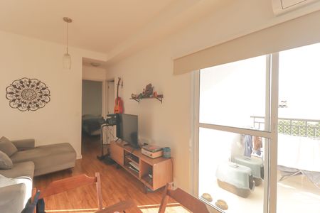 Apartamento para alugar com 72m², 2 quartos e 1 vaga Apartamento para alugar com 72m², 2 quartos e 1 vagaSala