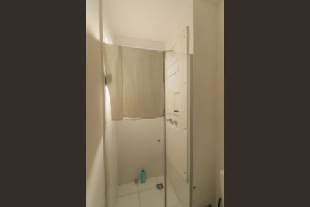 Apartamento para alugar com 72m², 2 quartos e 1 vaga Apartamento para alugar com 72m², 2 quartos e 1 vagaBanheiro da Suíte
