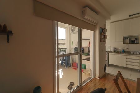 Apartamento para alugar com 72m², 2 quartos e 1 vaga Apartamento para alugar com 72m², 2 quartos e 1 vagaSala