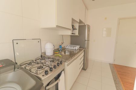 Apartamento para alugar com 72m², 2 quartos e 1 vaga Apartamento para alugar com 72m², 2 quartos e 1 vagaCozinha e Área de Serviço