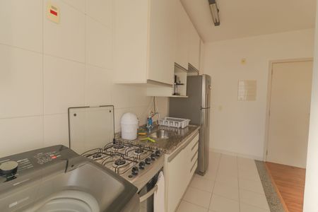 Apartamento para alugar com 72m², 2 quartos e 1 vaga Apartamento para alugar com 72m², 2 quartos e 1 vagaCozinha e Área de Serviço
