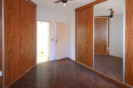 Apartamento à venda com 128m², 4 quartos e 2 vagasSuíte