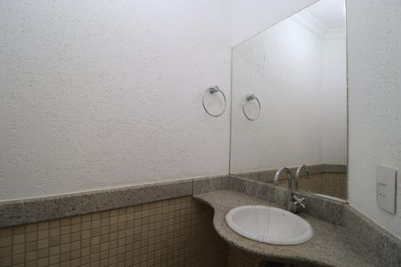 Casa para alugar com 450m², 7 quartos e 5 vagasLavabo