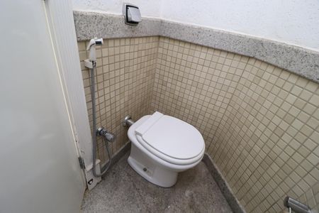 Casa para alugar com 450m², 7 quartos e 5 vagasLavabo