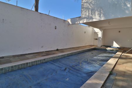 Casa para alugar com 450m², 7 quartos e 5 vagasPiscina