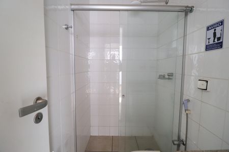 Casa para alugar com 450m², 7 quartos e 5 vagasBanheiro de serviço