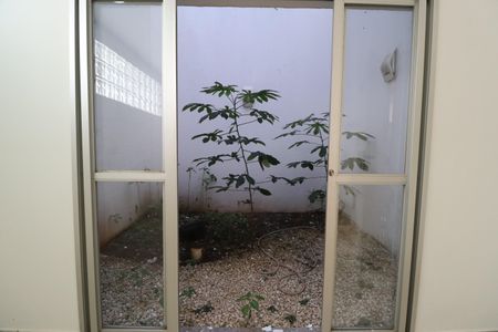 Casa para alugar com 450m², 7 quartos e 5 vagasSuíte - Jardim de Inverno