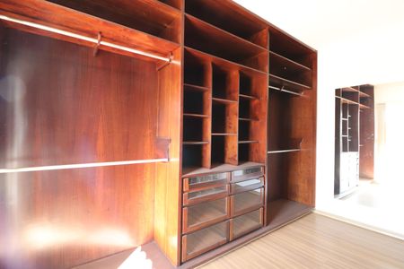 Casa para alugar com 450m², 7 quartos e 5 vagasSuíte 3 - Suíte - Closet