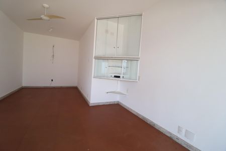 Casa para alugar com 450m², 7 quartos e 5 vagasSala de TV/Som