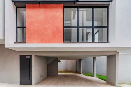 Casa à venda com 256m², 3 quartos e 3 vagasFoto 02