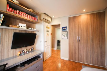 Apartamento à venda com 195m², 4 quartos e 2 vagasSuíte 3