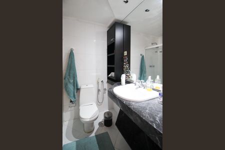 Apartamento à venda com 195m², 4 quartos e 2 vagasBanheiro da Suíte 3