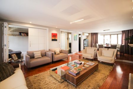 Apartamento à venda com 195m², 4 quartos e 2 vagasSala