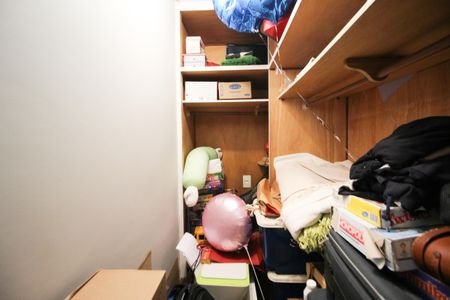 Apartamento à venda com 195m², 4 quartos e 2 vagasCloset da suíte 1