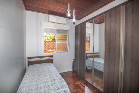 Casa à venda com 99m², 3 quartos e 3 vagas Casa à venda com 99m², 3 quartos e 3 vagasQuarto 2
