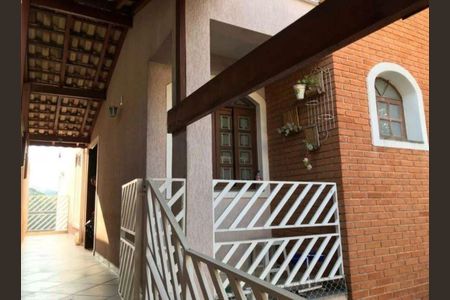 Casa para alugar com 240m², 3 quartos e 1 vagaQuintal