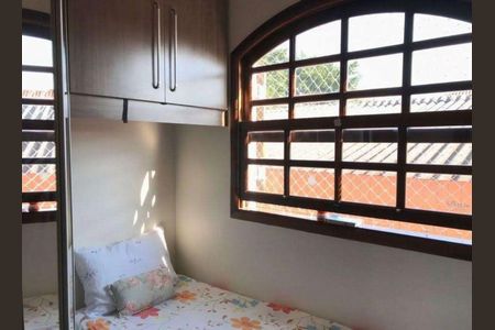 Casa para alugar com 240m², 3 quartos e 1 vagaQuarto