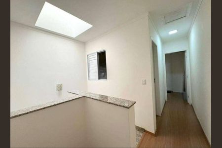 Casa para alugar com 250m², 2 quartos e 2 vagasCorredor