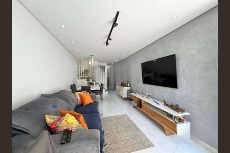 Casa para alugar com 250m², 2 quartos e 2 vagasSala