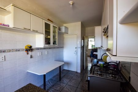 Apartamento à venda com 205m², 3 quartos e 1 vagaCozinha