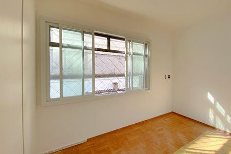 Apartamento para alugar com 135m², 4 quartos e 1 vaga Apartamento para alugar com 135m², 4 quartos e 1 vagaQuarto 3