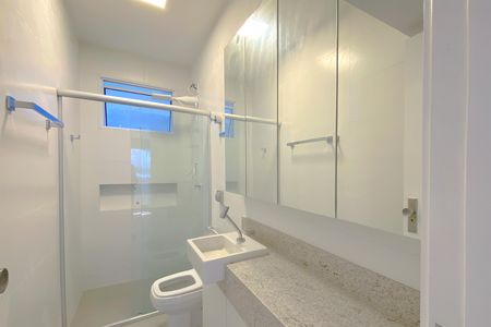 Apartamento para alugar com 135m², 4 quartos e 1 vaga Apartamento para alugar com 135m², 4 quartos e 1 vagaBanheiro da Suíte