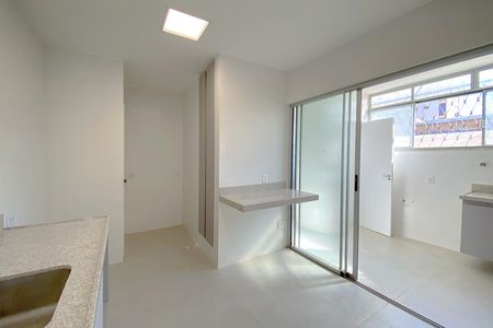 Apartamento para alugar com 135m², 4 quartos e 1 vaga Apartamento para alugar com 135m², 4 quartos e 1 vagaCozinha