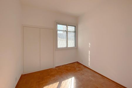Apartamento para alugar com 135m², 4 quartos e 1 vaga Apartamento para alugar com 135m², 4 quartos e 1 vagaQuarto 1