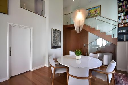 Apartamento à venda com 210m², 3 quartos e 3 vagas Apartamento à venda com 210m², 3 quartos e 3 vagasFoto 09