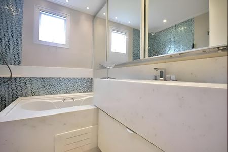 Apartamento à venda com 210m², 3 quartos e 3 vagas Apartamento à venda com 210m², 3 quartos e 3 vagasFoto 38