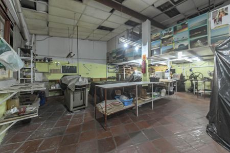 Casa à venda com 145m², 2 quartos e 8 vagasÁrea comum - Ateliê