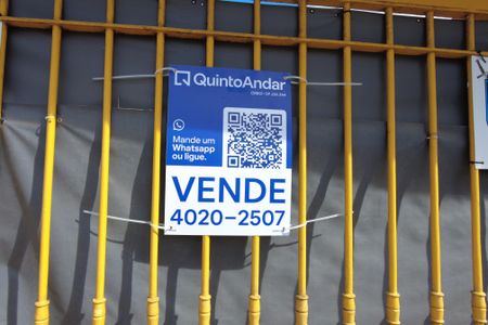 Casa à venda com 145m², 2 quartos e 8 vagasPlaquinha