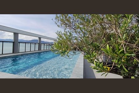 Apartamento para alugar com 70m², 2 quartos e 1 vagaÁrea comum - Piscina