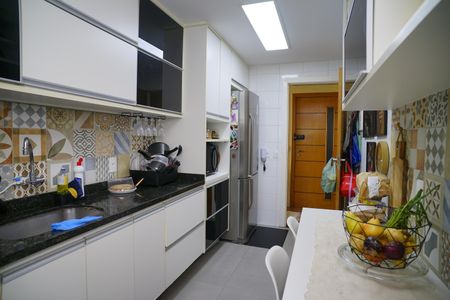 Apartamento à venda com 130m², 3 quartos e 2 vagasCozinha e Área de Serviço