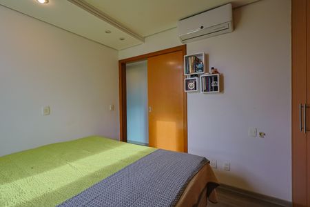 Apartamento à venda com 240m², 5 quartos e 4 vagasQuarto 3