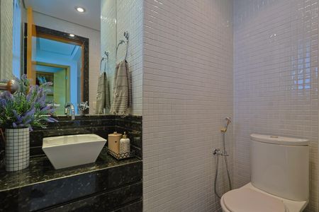 Apartamento à venda com 240m², 5 quartos e 4 vagasLavabo da Sala 2