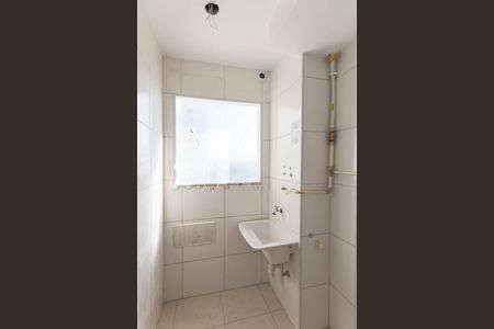 Apartamento à venda com 43m², 2 quartos e sem vagaCozinha e Área de Serviço