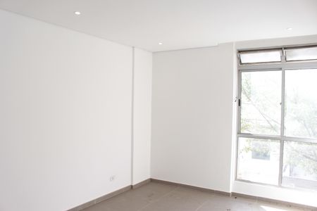 Apartamento à venda com 70m², 1 quarto e sem vagaSala