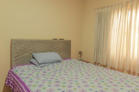 Casa à venda com 359m², 4 quartos e 6 vagas Casa à venda com 359m², 4 quartos e 6 vagasSuíte