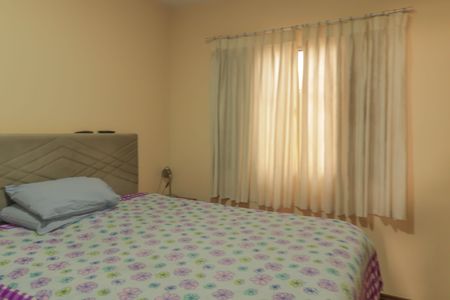 Casa à venda com 359m², 4 quartos e 6 vagas Casa à venda com 359m², 4 quartos e 6 vagasSuíte