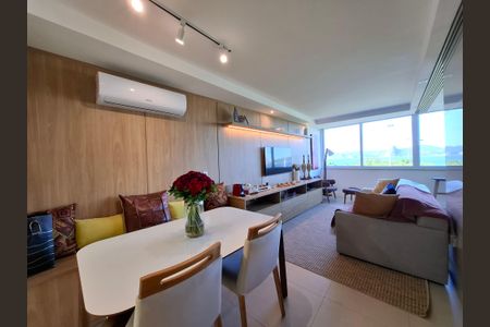 Apartamento à venda com 50m², 1 quarto e sem vaga Apartamento à venda com 50m², 1 quarto e sem vagaSala