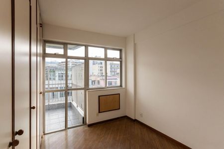 Apartamento à venda com 100m², 3 quartos e 2 vagasSuíte
