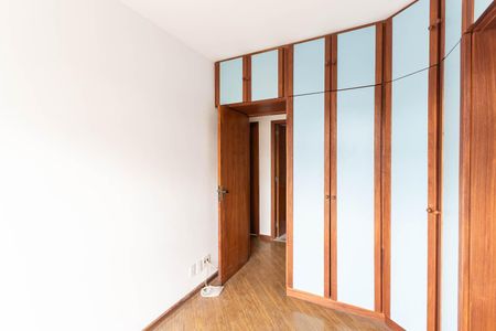Apartamento à venda com 100m², 3 quartos e 2 vagasQuarto 1