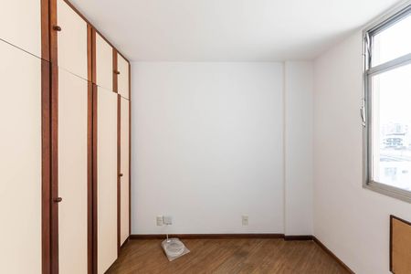 Apartamento à venda com 100m², 3 quartos e 2 vagasQuarto 2