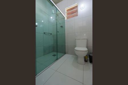 Casa à venda com 155m², 3 quartos e 2 vagas Casa à venda com 155m², 3 quartos e 2 vagasBanheiro Social