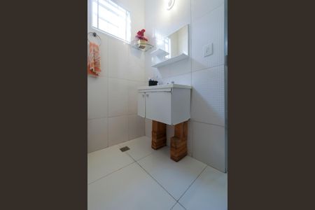 Casa à venda com 155m², 3 quartos e 2 vagas Casa à venda com 155m², 3 quartos e 2 vagasBanheiro Social