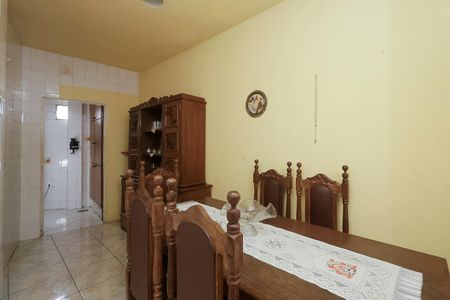 Casa à venda com 155m², 3 quartos e 2 vagas Casa à venda com 155m², 3 quartos e 2 vagasSala de Jantar