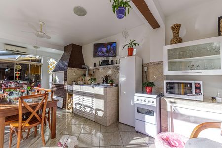 Casa à venda com 229m², 3 quartos e 3 vagas Casa à venda com 229m², 3 quartos e 3 vagasÁrea Externa