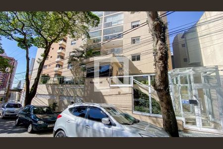 Apartamento à venda com 115m², 3 quartos e 4 vagasFachada