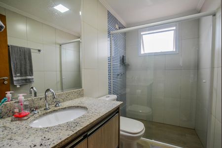 Apartamento à venda com 115m², 3 quartos e 4 vagasBanheiro da Suíte 1